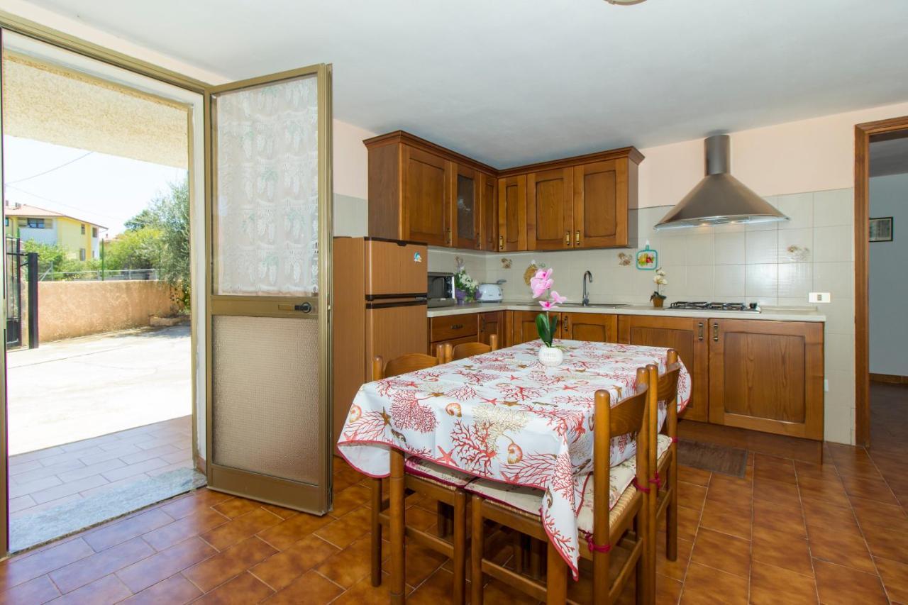 Appartamenti In Villa Con Ampio Giardino Esterno Posada  Zewnętrze zdjęcie